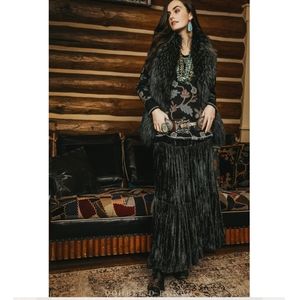 Double D Ranch black velvet skirt EUC Medium